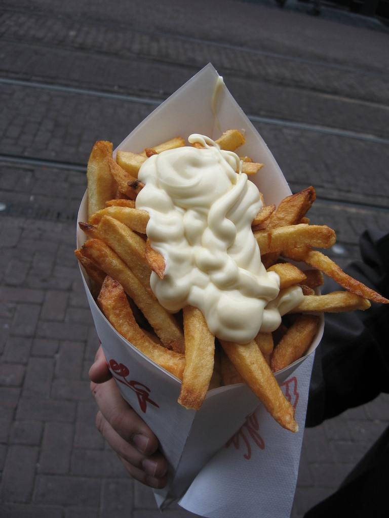 Il giro del mondo in 10 patatine fritte
