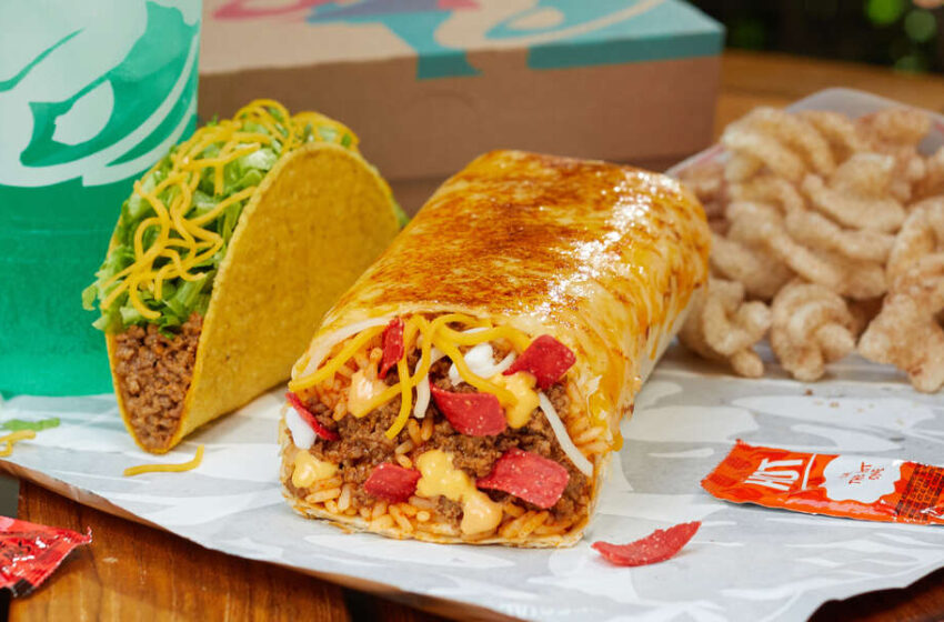  Da Taco Bell ritorna un altro grande classico: il Grilled Cheese Burrito